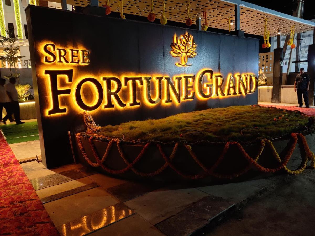 Sree Fortune Grand, Tadepalli Hotel Tadepalle Eksteriør billede