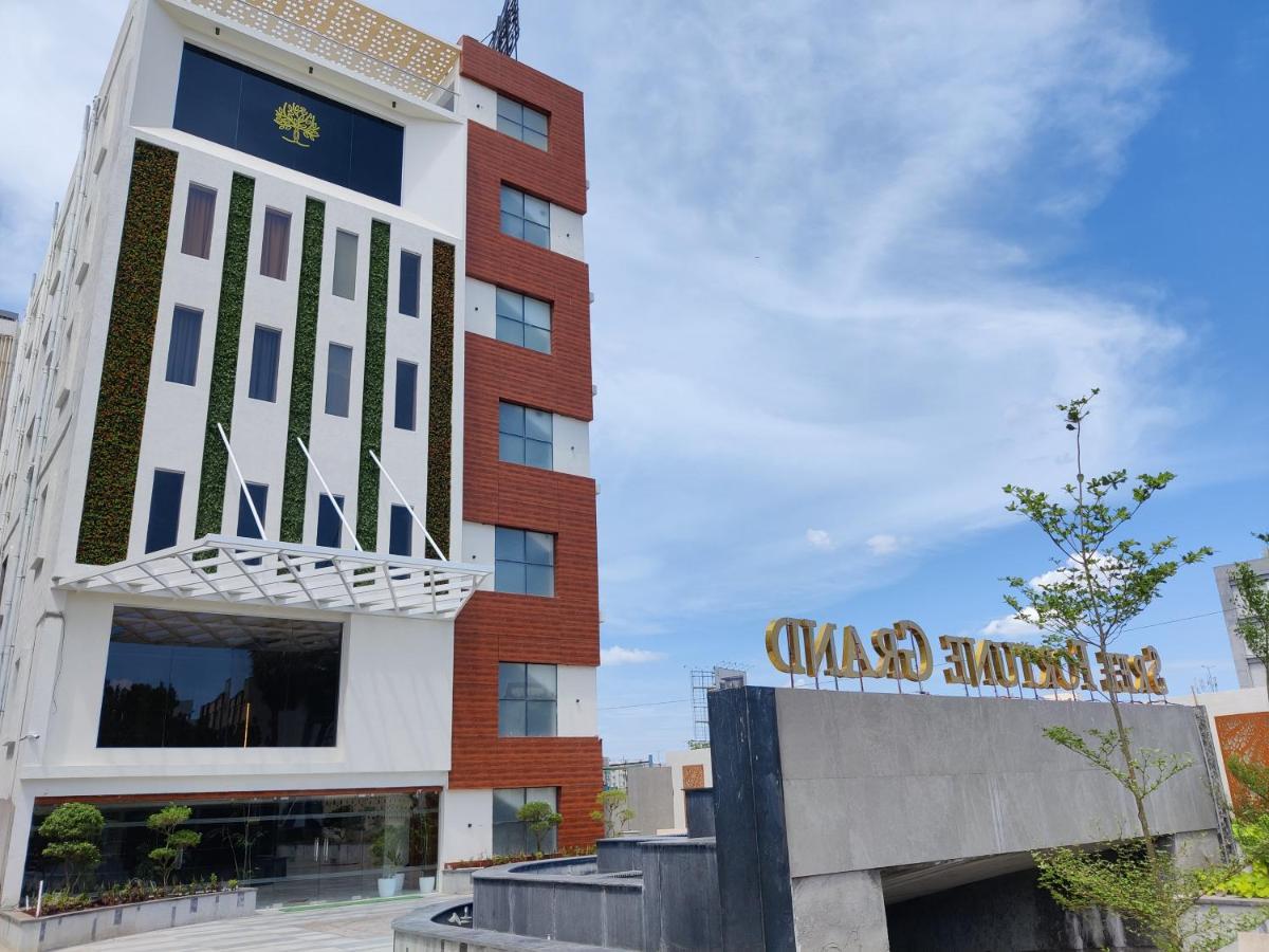 Sree Fortune Grand, Tadepalli Hotel Tadepalle Eksteriør billede